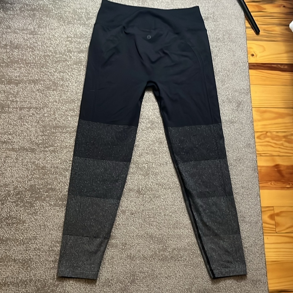 Lululemon Women’s Ebb to Street Tight Shine Legging Size 6 - Picture 7 of 9
